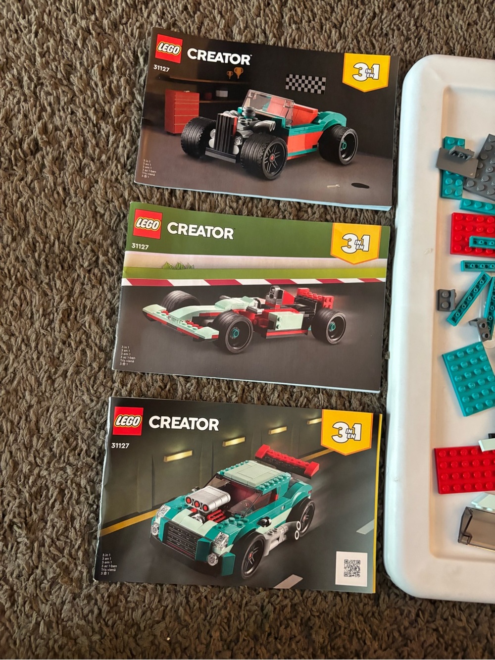 LEGO 31127 Creator 3 in 1 Red Teal Race Car Building Set - Picture 2 of 3